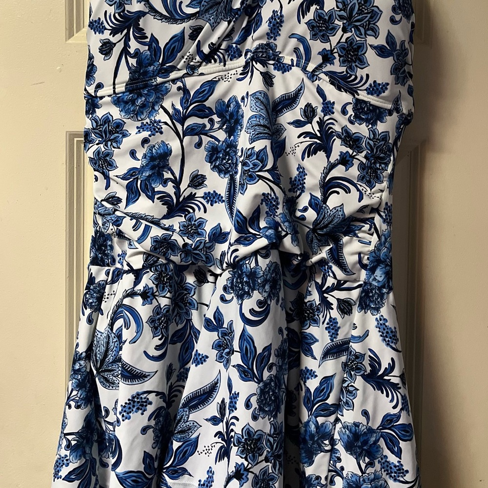 **New**With Tags ~ Bal Harbour ~ Women’s ~ Swimsuit ~ Size 16 ~ XL ~ With Straps - Picture 7 of 16